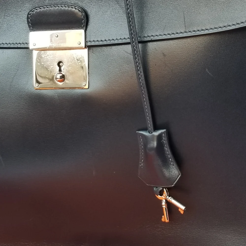Hermès Paris Sac à dépêches briefcase in dark Navy box leather Vintage